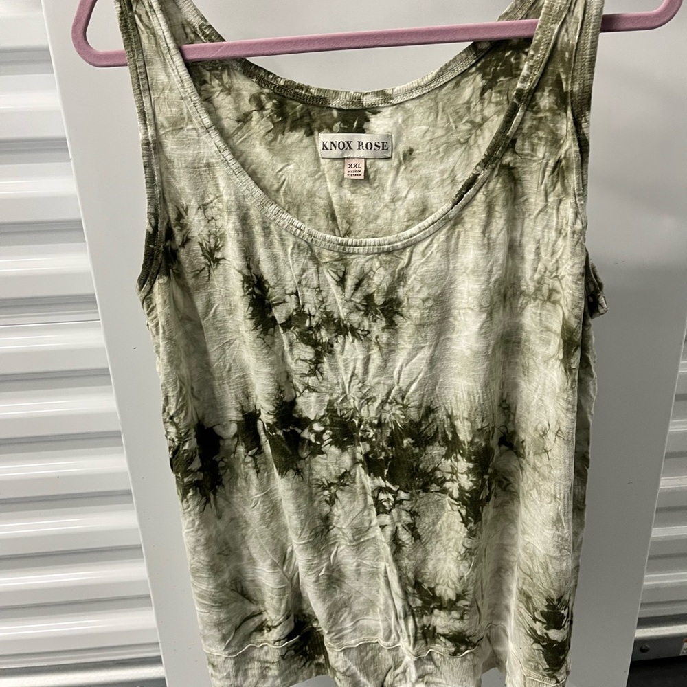 Knox Rose Women's Olive Tie-Dye Tank Top